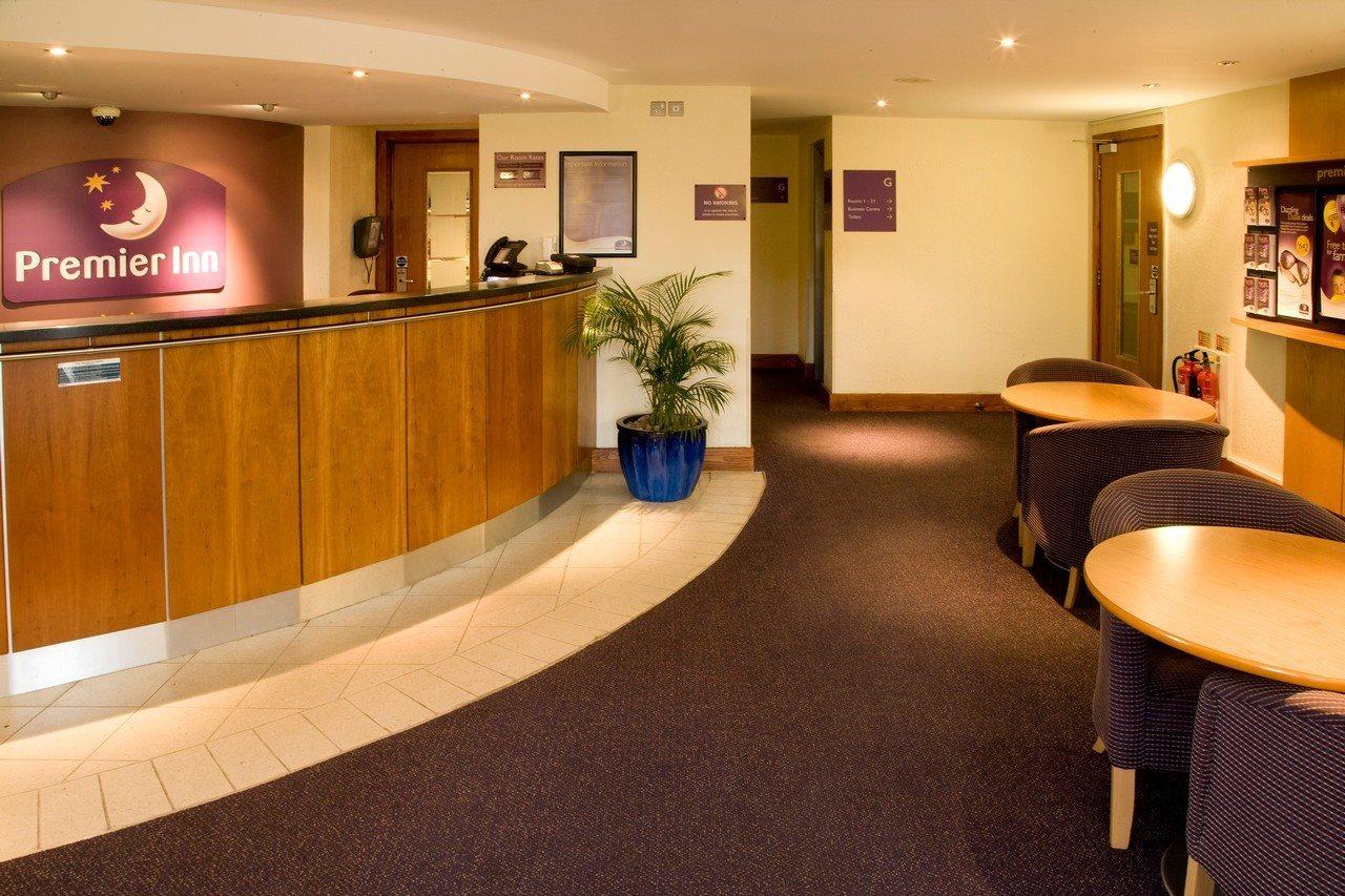 Premier Inn Chelmsford Exterior photo